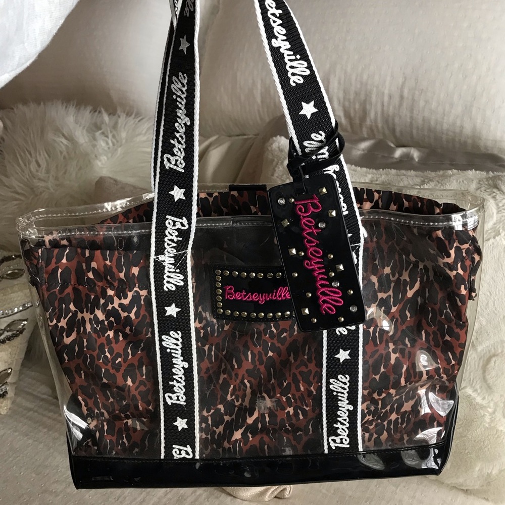Betseyville Purse